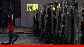 From Peaceful Demonstrations During Day To Mass Looting At Night, George Floyd Protests Rage On 😱