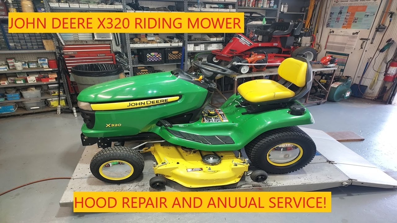 Садовый газонокосилка John Deere X320 | Ремонт капота и ежегодное обслуживание!