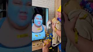 Dad Challenges Face-Mask Woman on TV – Hilarious Skit"#youtubeshorts#trendingshorts#america#youtube