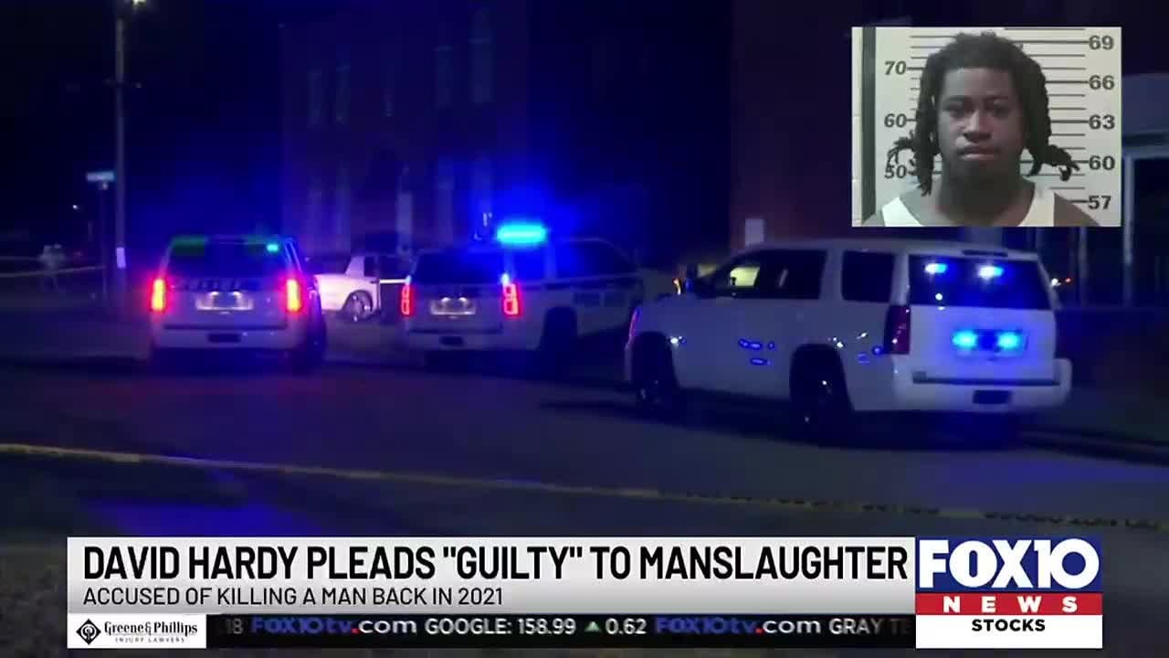Mobile man pleads guilty to manslaughter in 2021 death - YouTube