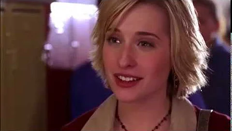 Does Chloe have a crush on Clark?