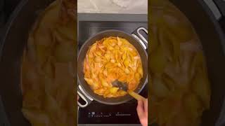 Cremet spicy one pot pasta med tomat og kylling