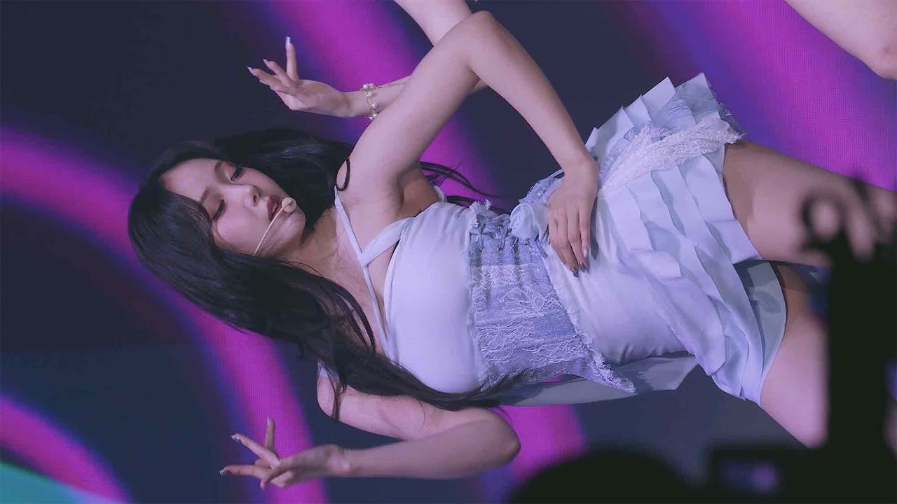 [4K60P] 250705 비비지 신비 VIVIZ SINB - Love Love Love 직캠 Fancam @2025 VIVIZ WORLD TOUR - NEW LEGACY