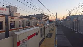 東京地下鉄7000系7127F 急行石神井公園行き 大倉山駅通過