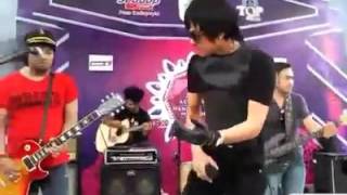 Amora Band - 1 dan 2 (Pacarku Ada dua)