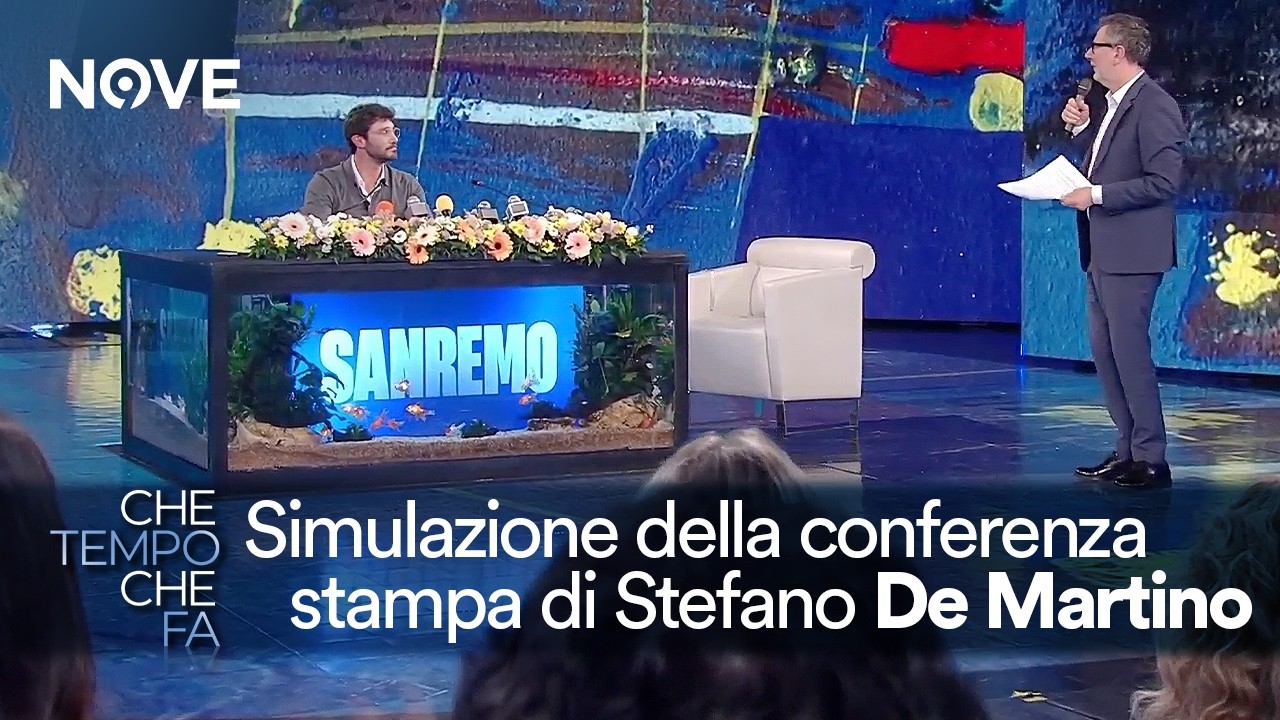 Stefano De Martino simula la conferenza del Festival di Sanremo | Che tempo che fa