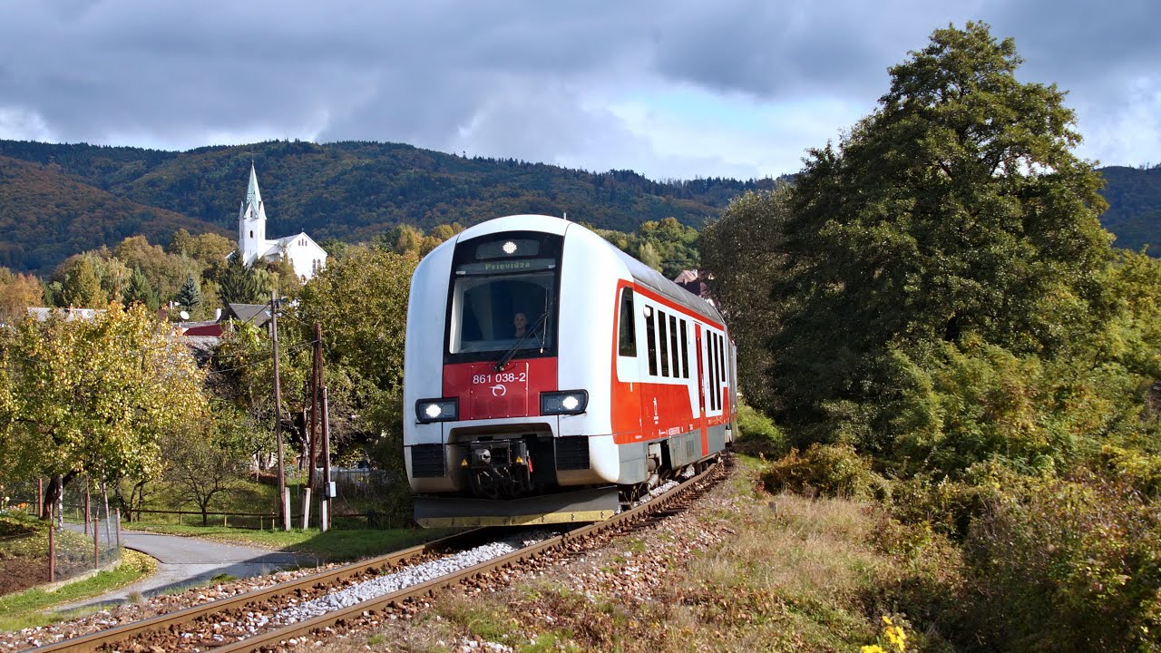 Vlaky Slovensko - Húsenice radu 861 na Ponitrí a v Turci 
