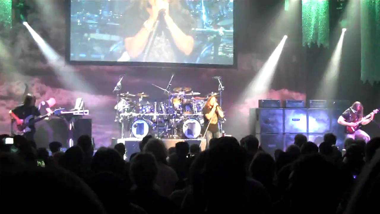 dream theater black clouds and silver linings tour