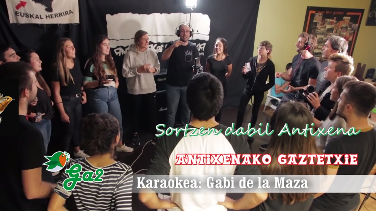 Sortzen dabil Antixena (Antixenako gaztetxie)