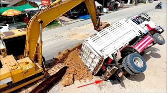 Impressive NEW Mix! Expert Operating Of Recovery Dump Truck Drive Landslide Overturned Fails