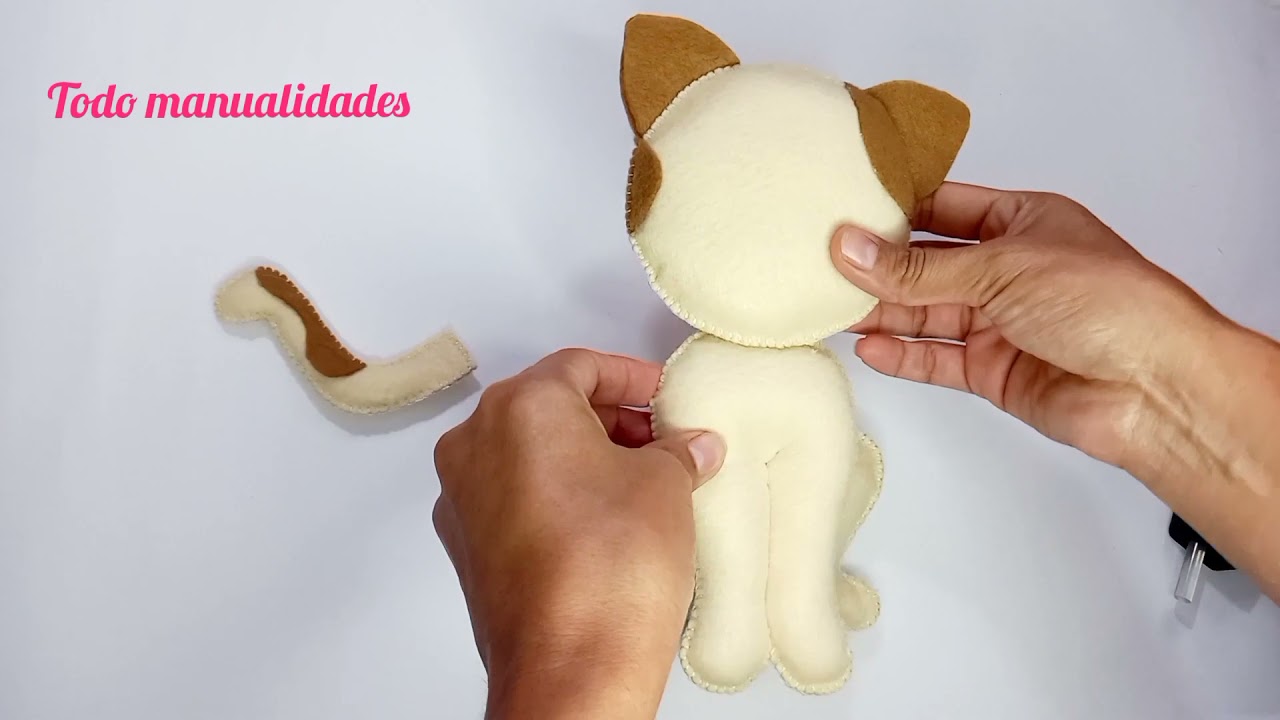 Hermosa gatita de fieltro #Todo manualidades.