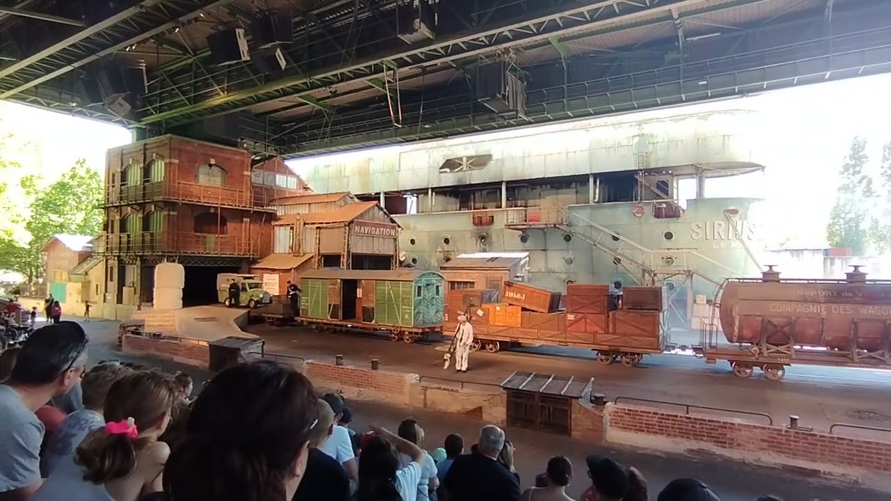 Main basse sur la Joconde au @ParcAsterixTV saison 2025