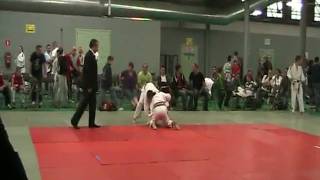 MOV037