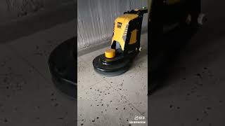 High speed floor polisher.#floorpolishing #floorpolisher #floorbuffering #floorsanding #floorsander
