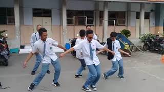 VIDEO VIRAL ANAK SEKOLAH JOGET DEPAN KELAS