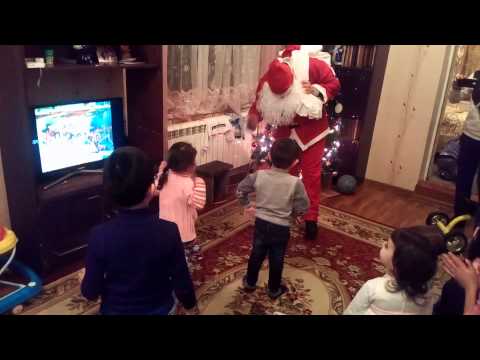 Ձմեռ պապին քուրքը հագին 