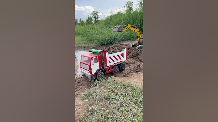 RC Excavator Digging in Mud with RC Dump Trucks | Realistic Mini Construction Site!
