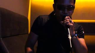 Dlloyd Mohaka   Tanggung Bulan