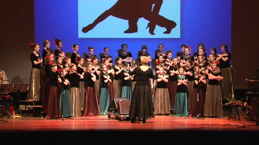 SKOWRONKI Girls' Choir, Alicja Szeluga / Tango to Evora by Loreena McKennitt SKOWRONKI Girls' Choir, Alicja Szeluga / Tango to Evora by Loreena McKennitt
