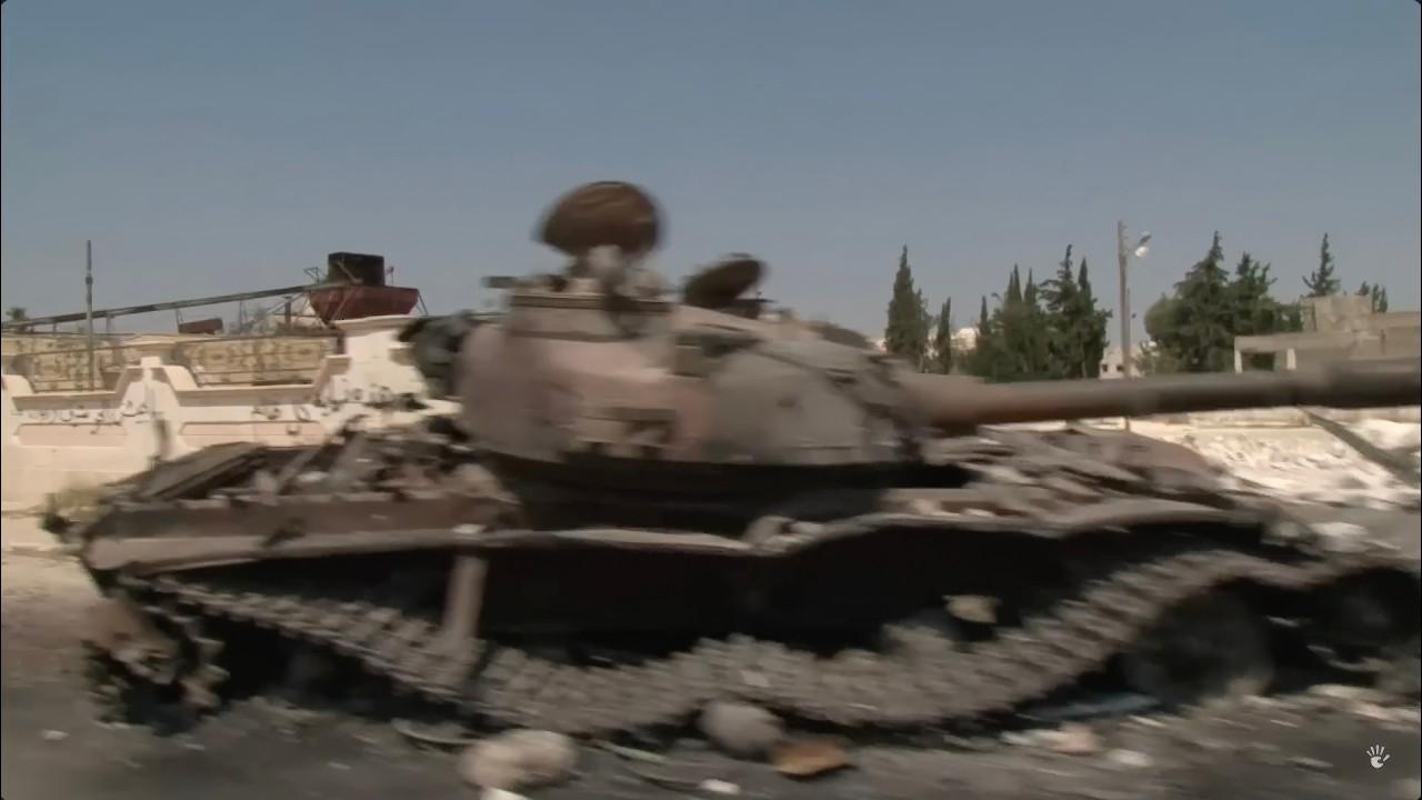 Сирия: самолеты Башара Асада обстреливают их город