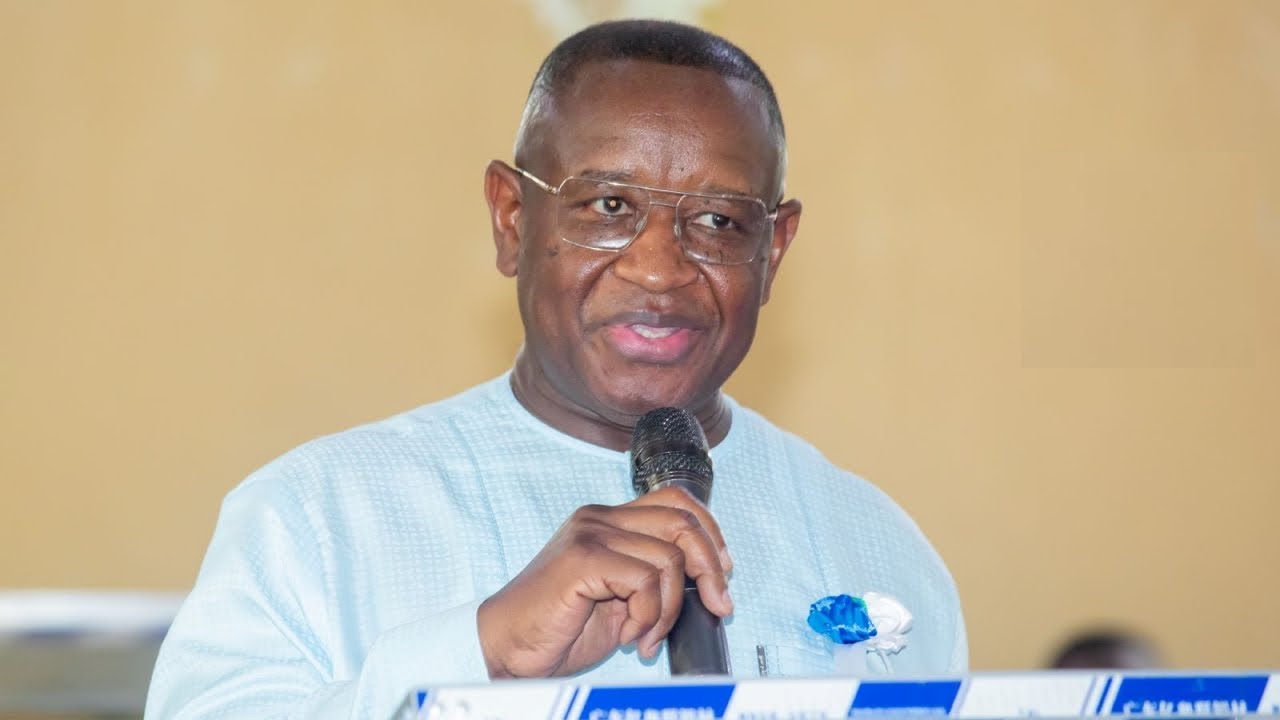 BREAKING: Which Image Is President Bio Cleaning Asked Dr Moinina...