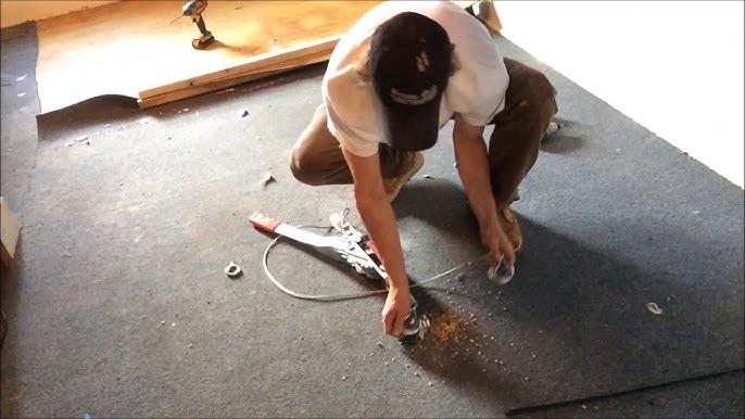 How to Remove Carpet Glue from Concrete (6 Simple DIY Ways)