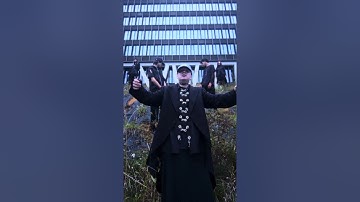 Maz Univerze - The Crows (Vertical Music Video)