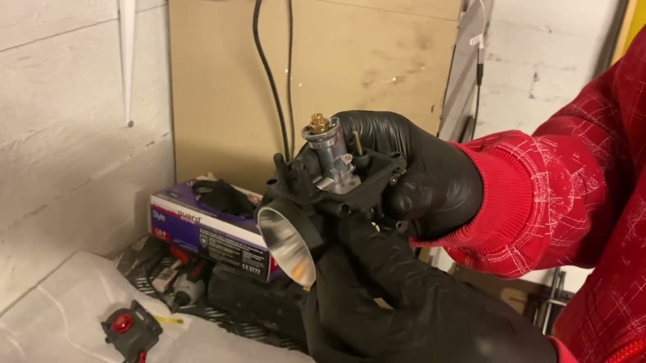 2-Tahti kaasuttimen säätäminen ja toiminta