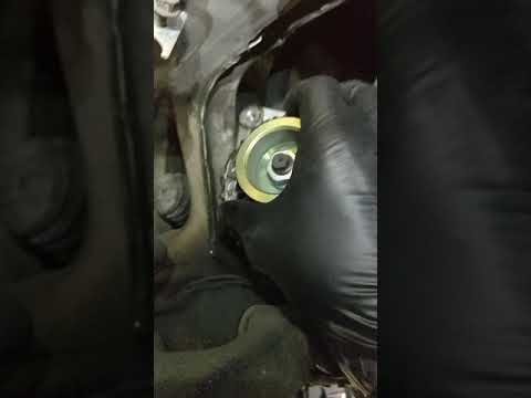 2006 Suzuki Aerio alternator install tip.