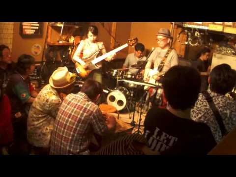 同じ月を見ている(cover)/chicken souL(ele-3)@どない屋 2017.7.1