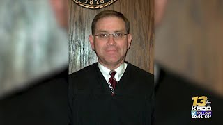 El Paso County Judge knew repeat offender was violating probation before giving it again