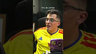 el tiro de James y la atajada del arquero 😳🧤⚽
