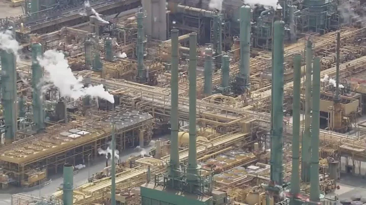 EPA considering rollback of key climate change tools that regulate greenhouse-gas emissions: report