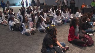 Hundreds of students visit COSI for Color of Science initiative