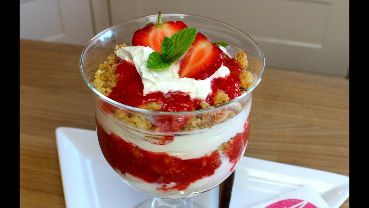 Erdbeer Trifle - Super lecker und ganz einfach! Mit Latiskitchen - YouTube