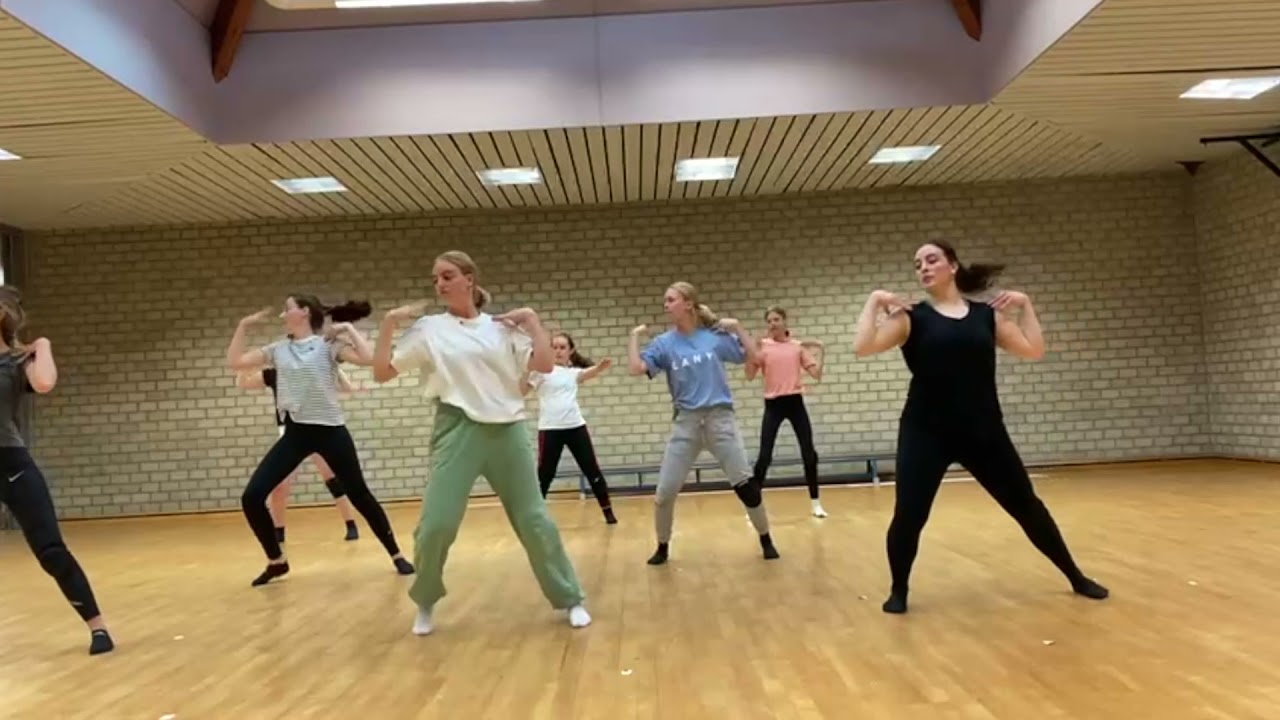 Doja Cat - Streets (Ape Drums Remix) I Choreografie door Emma