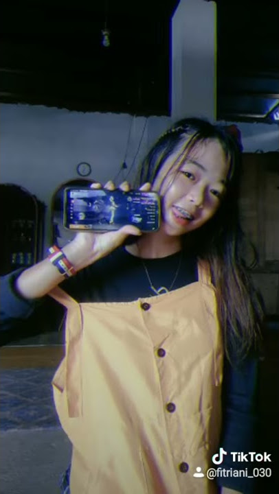 TikTok.viral Dua Tiga Tutup Botol..soal cinta aku tolol 😂klau main game yah hayuuukkk😆