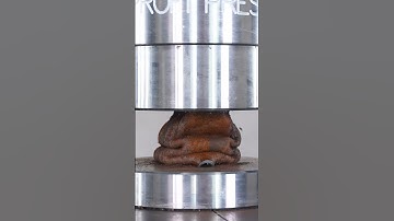 First video with our camera robot moving while crushing, not perfect but getting there #satisfying