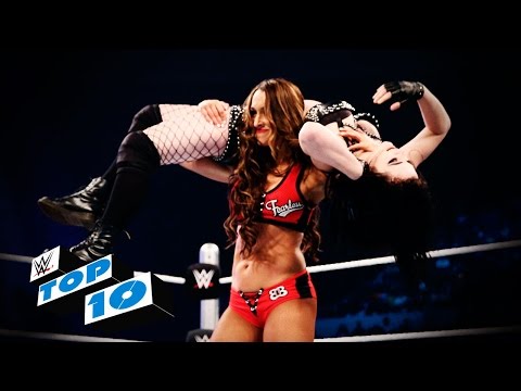 Top 10 WWE SmackDown moments: May 21, 2015