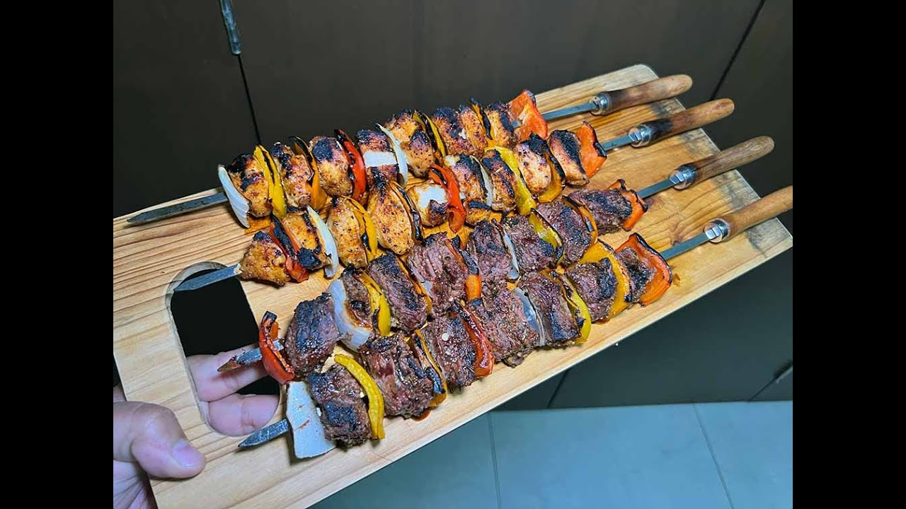 Brochetas al asador - YouTube