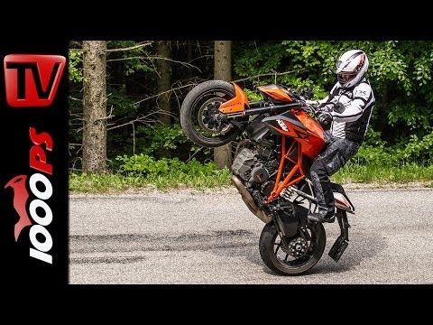 KTM 1290 Super Duke R - Test | 5 Meinungen - 1 Bike | Stunts, Action, Sound KTM 1290 Super Duke R - Test | 5 Meinungen - 1 Bike | Stunts, Action, Sound