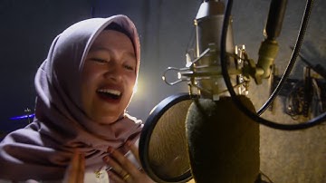S.A.R band - Mudiak Arau [Rock Version] Official Music Video