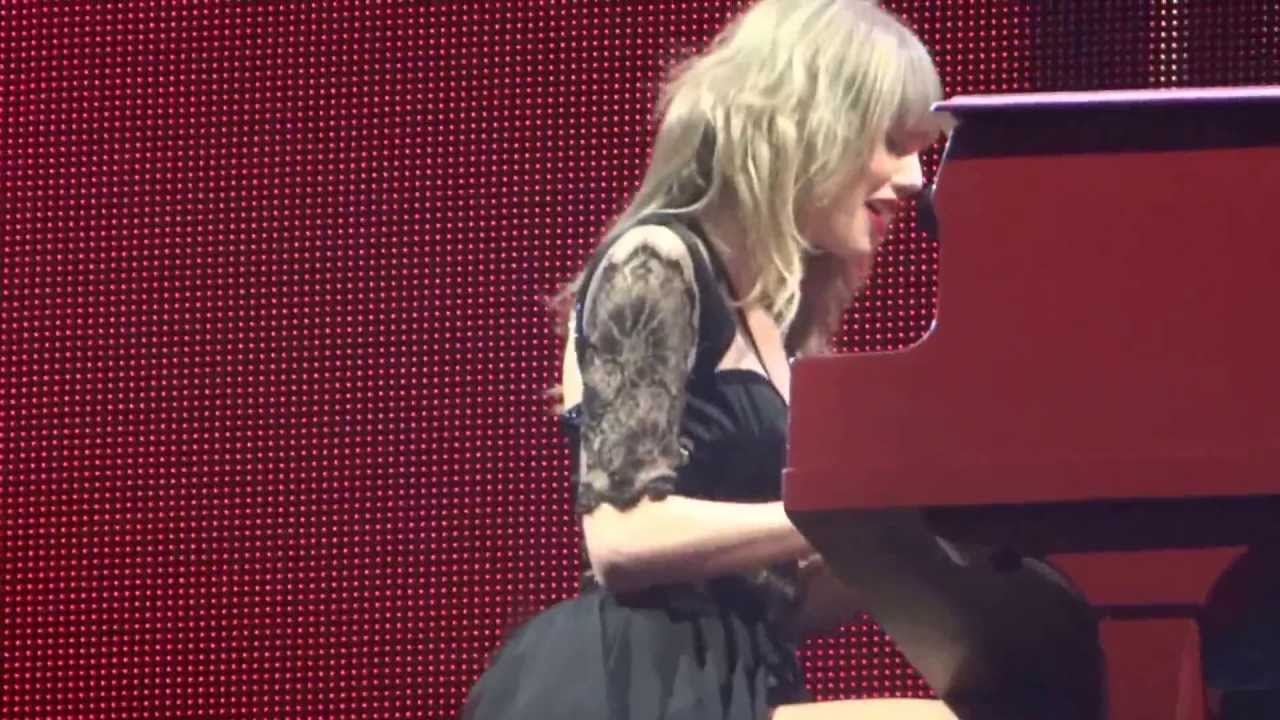 taylor swift all too well piano taylor swift all too well houston youtube taylor swift all too well piano taylor swift all too well houston youtube