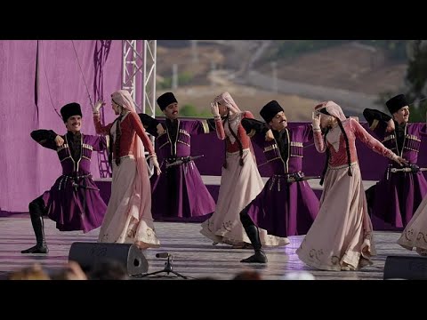 تصاویری از آذربایجان طنین موسیقی و رقص لزگی در شهر شوشا 