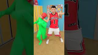 Green Screen Guy выполняет трюки #shorts #fun #trend #rec #greenscreenguy