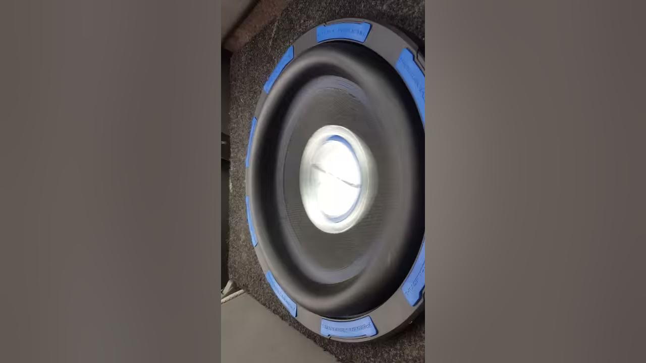 power acoustic gothic 2,500 12'inch subwoofer - YouTube