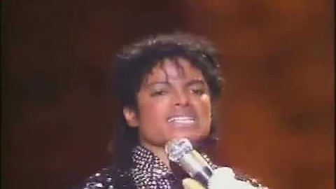 Michael Jackson - Billie jean (live 1983 first time moonwalk)