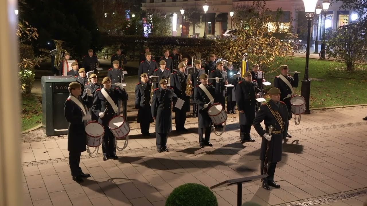 Hemvärnets musikkår Ystad - Arméns stora tapto