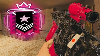 HOW A CONTROLLER CHAMPION ACTUALLY PLAYS RANK - Rainbow Six Siege Console