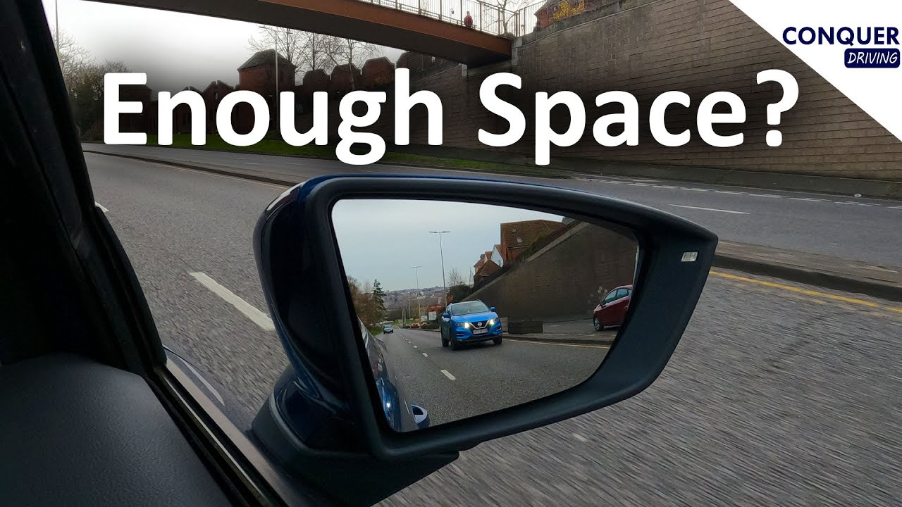 How to Judge when to Change Lanes using the Mirrors - Blind Spots also 
